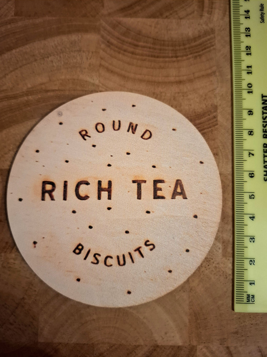 Biscuit Theme 6 Piece Wooden Coaster Set