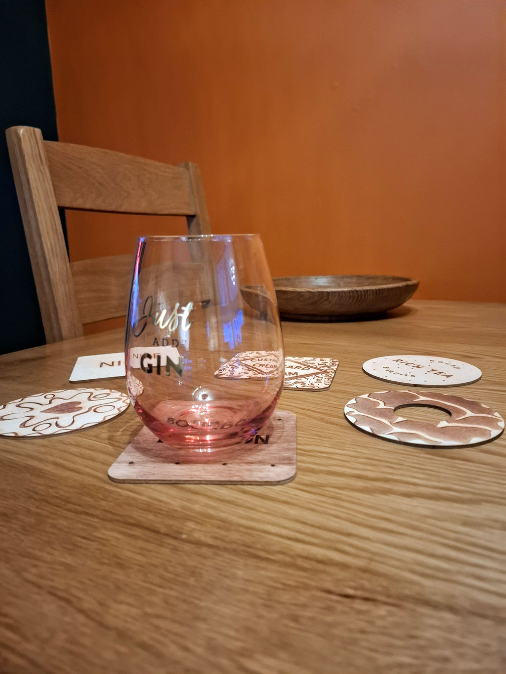 Biscuit Theme 6 Piece Wooden Coaster Set
